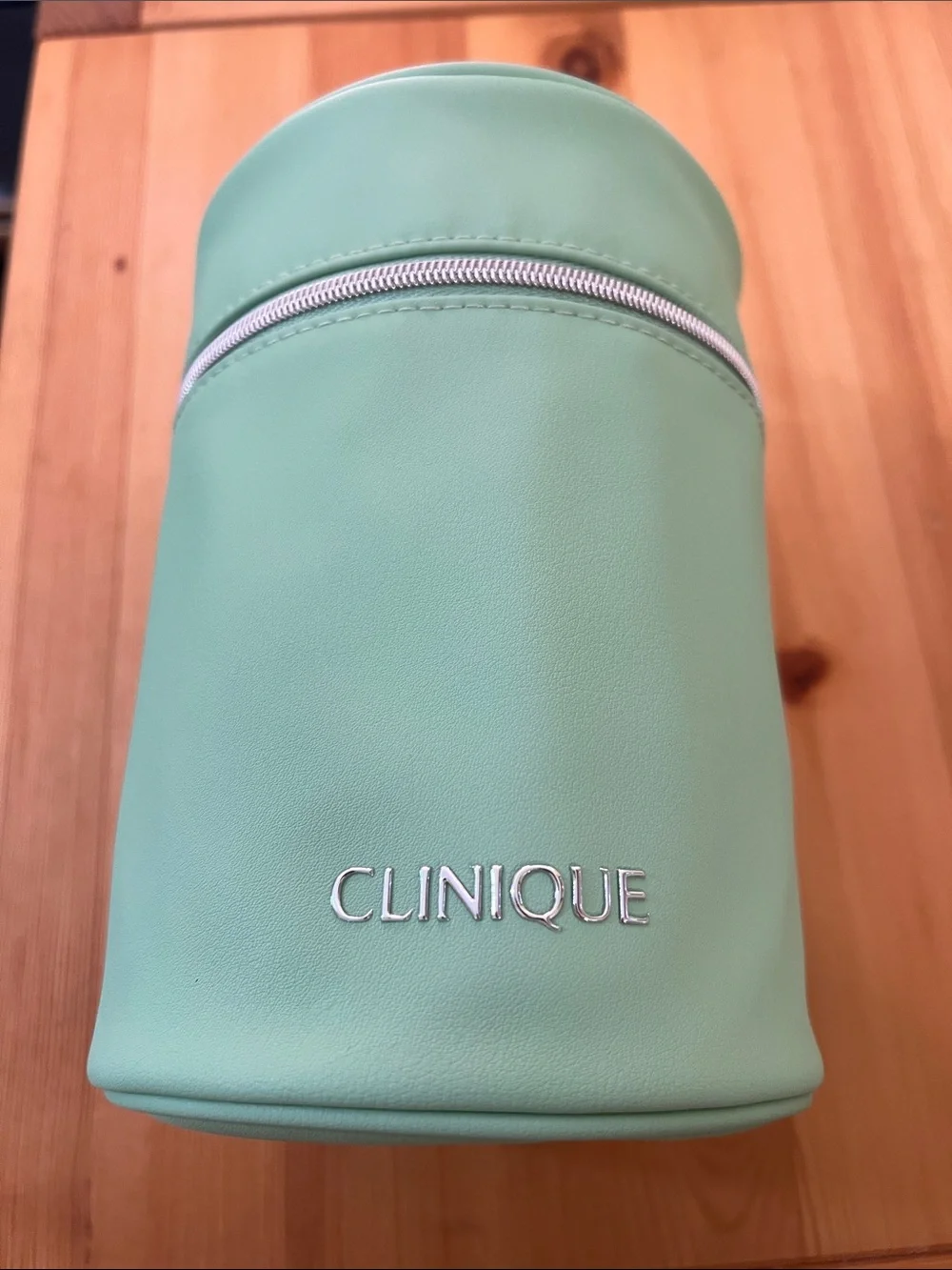 Clinique Green Round Makeup Bag